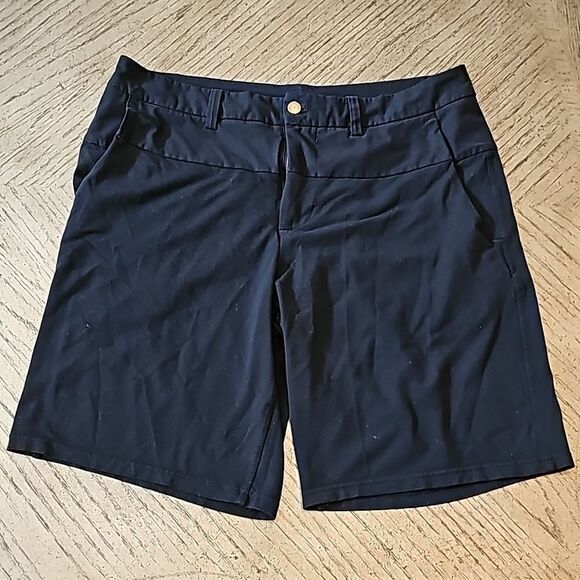 Black Lululemon shorts size 36 - Picture 1 of 5